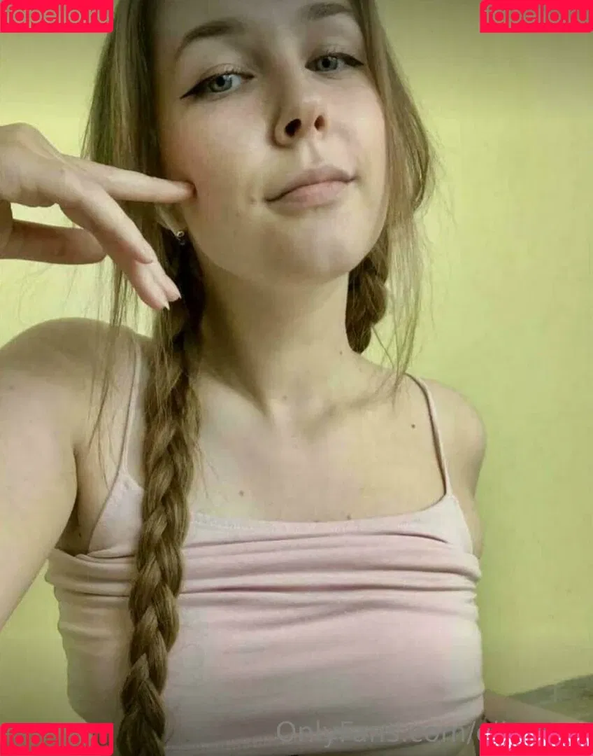 elly_yes Onlyfans Photo Gallery 
