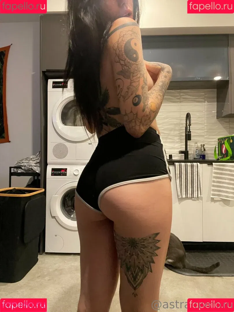 lolaslands Onlyfans Photo Gallery 
