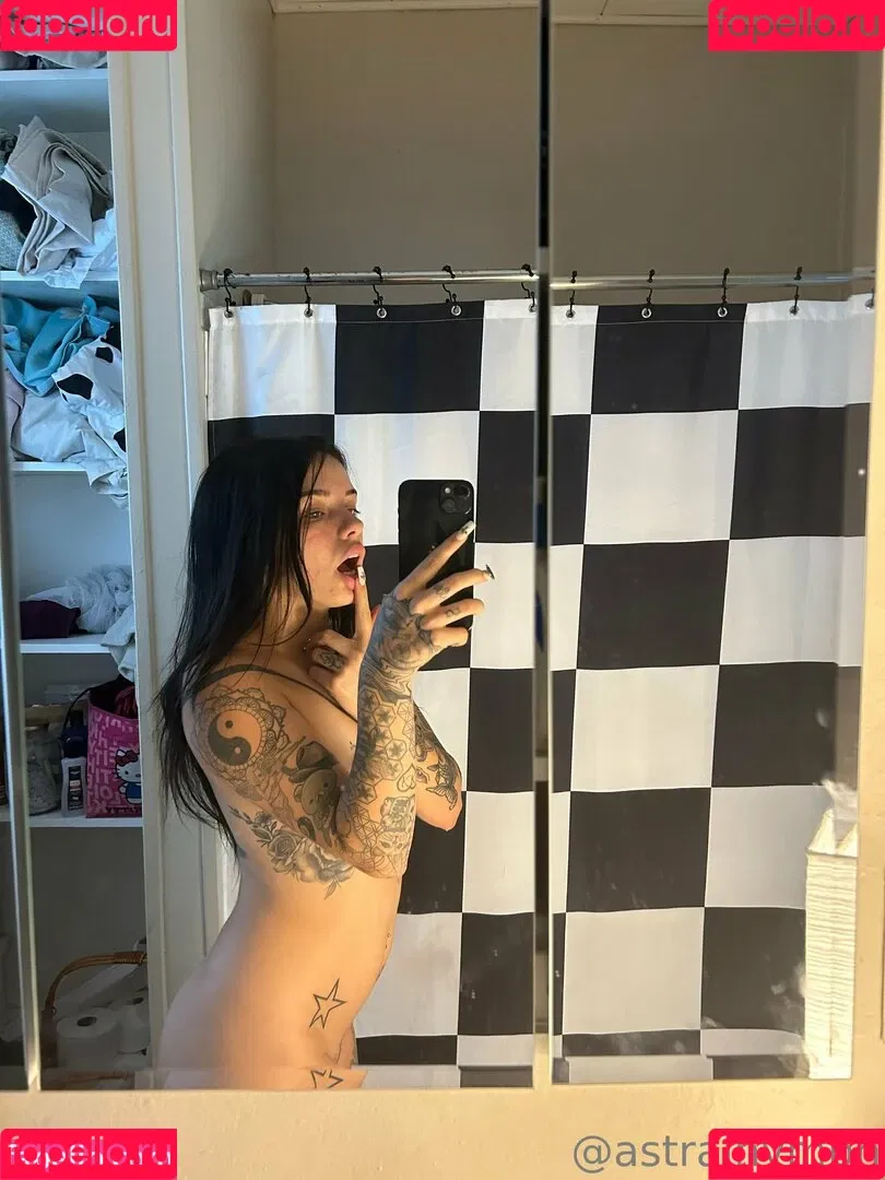 lolaslands Onlyfans Photo Gallery 