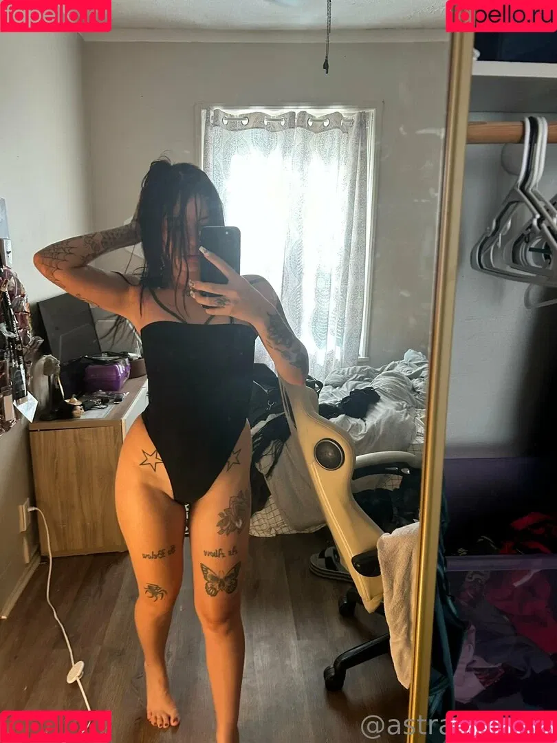 lolaslands Onlyfans Photo Gallery 