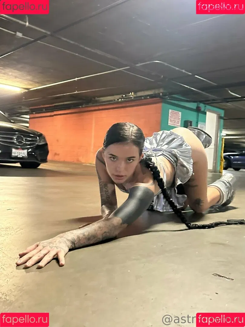 lolaslands Onlyfans Photo Gallery 