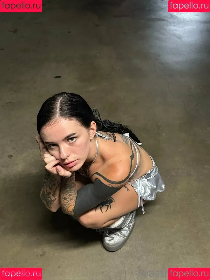 lolaslands Onlyfans Photo Gallery 