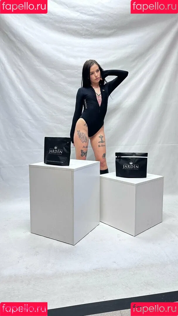 lolaslands Onlyfans Photo Gallery 
