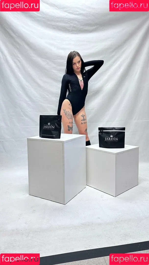 lolaslands Onlyfans Photo Gallery 