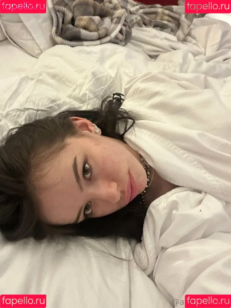 lolaslands Onlyfans Photo Gallery 