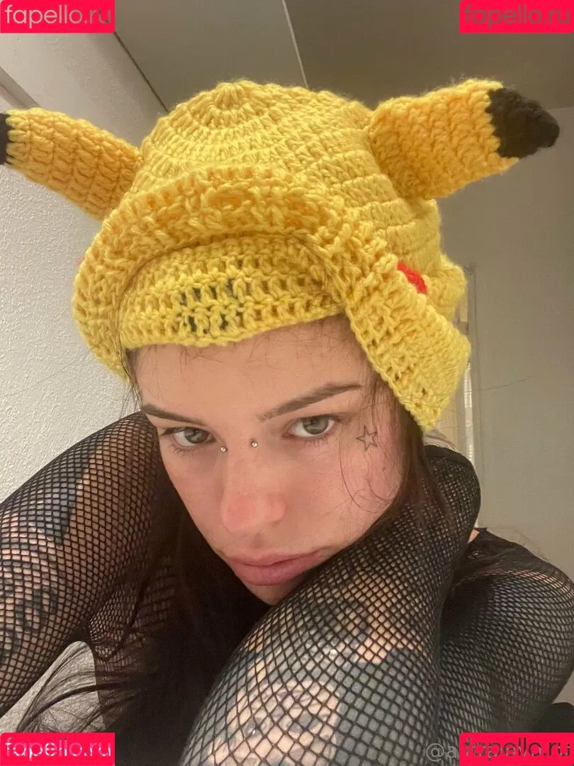 lolaslands Onlyfans Photo Gallery 