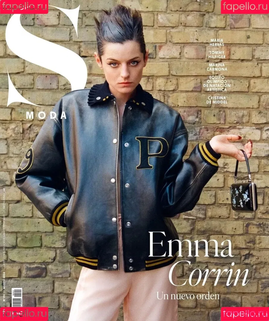 Emma Corrin Onlyfans Photo Gallery 