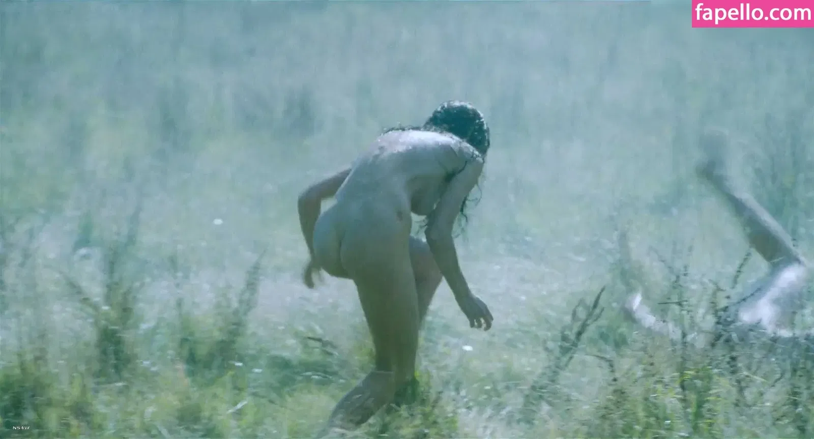 Emma Corrin Onlyfans Photo Gallery 