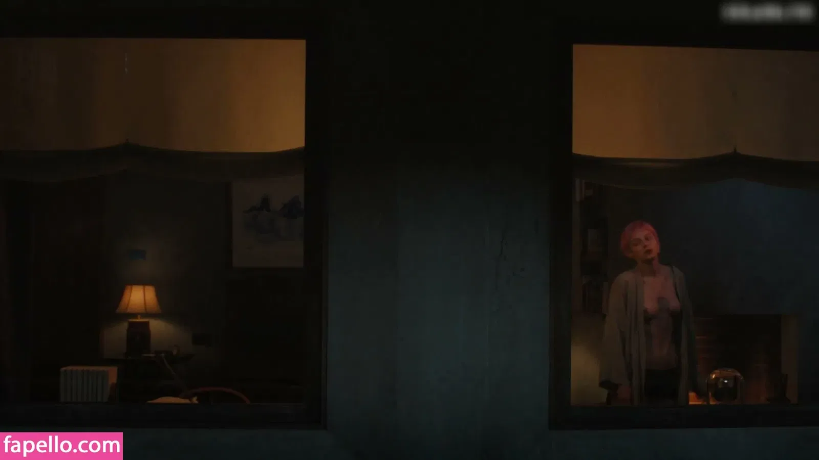 Emma Corrin Onlyfans Photo Gallery 