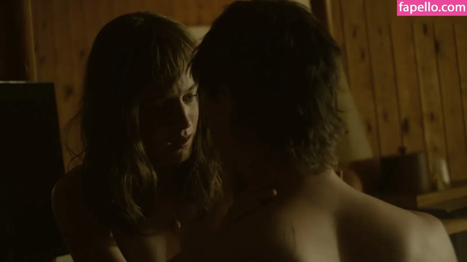 Emma Corrin Onlyfans Photo Gallery 