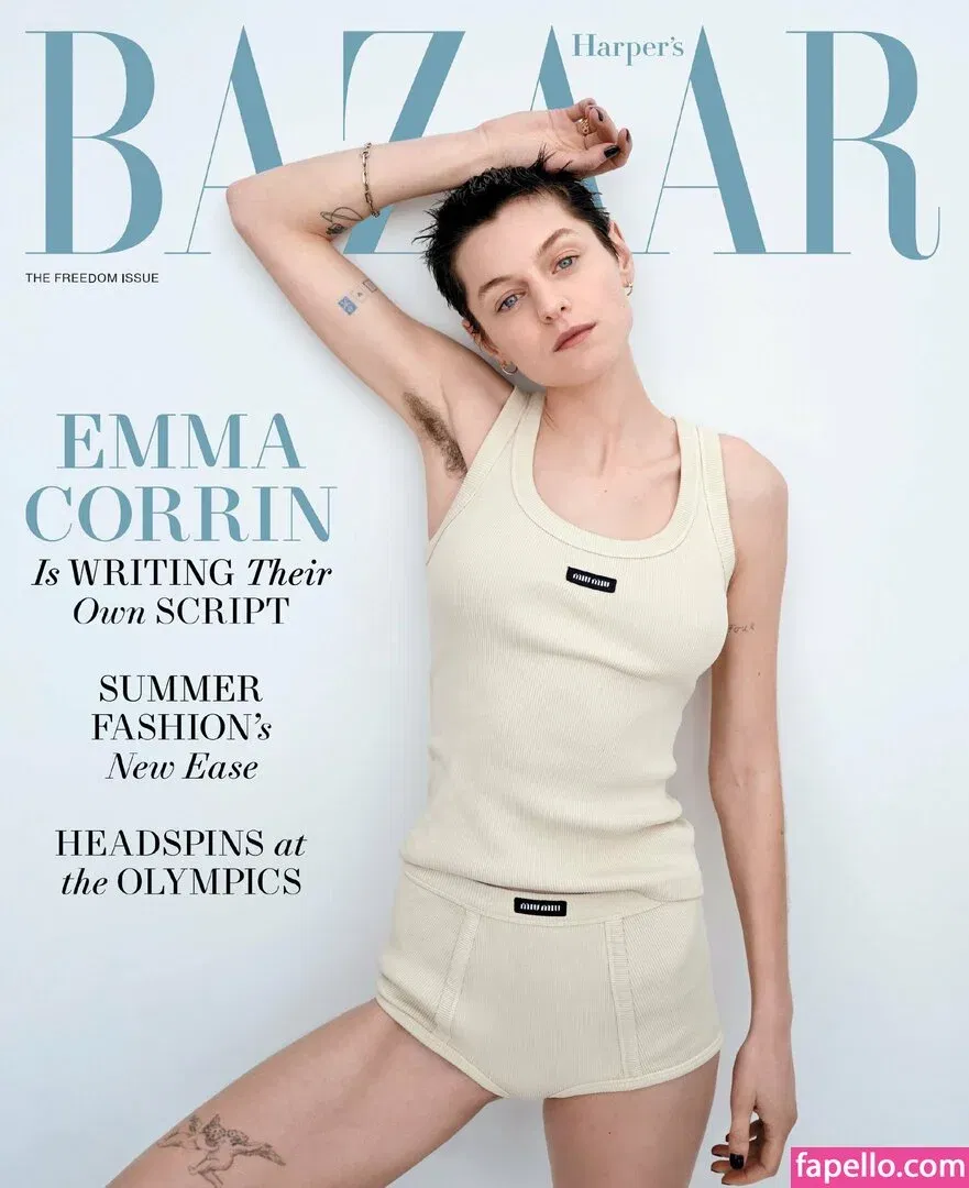 Emma Corrin Onlyfans Photo Gallery 