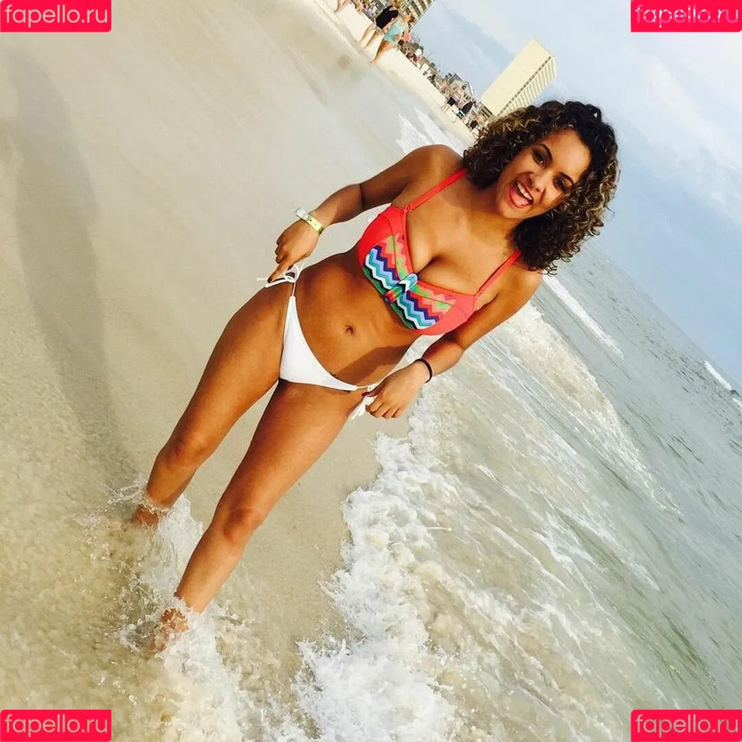 Nicole A Foster Onlyfans Photo Gallery 