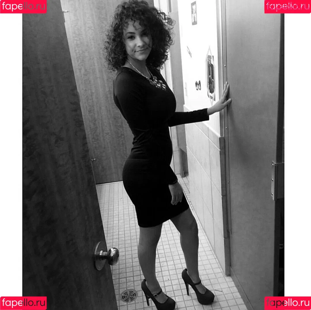 Nicole A Foster Onlyfans Photo Gallery 