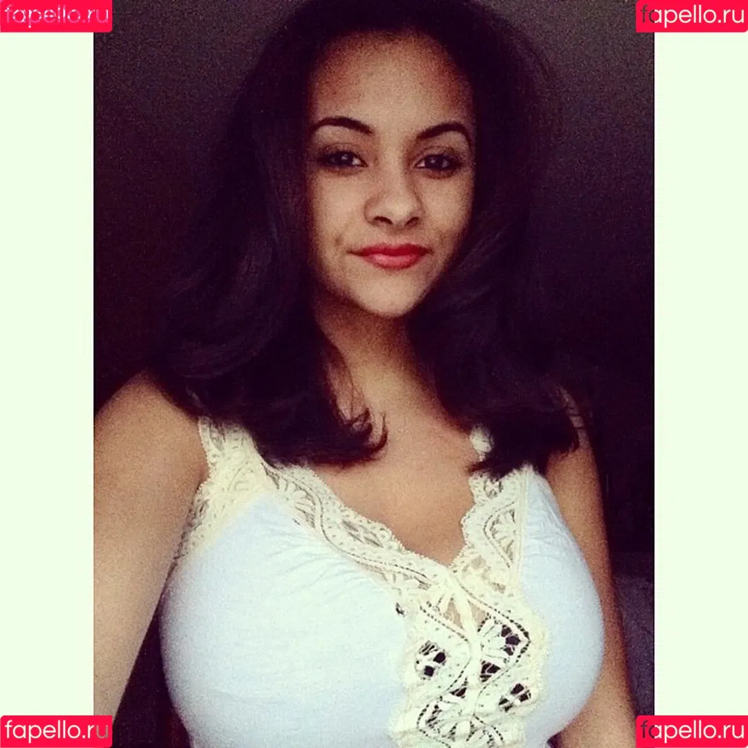 Nicole A Foster Onlyfans Photo Gallery 