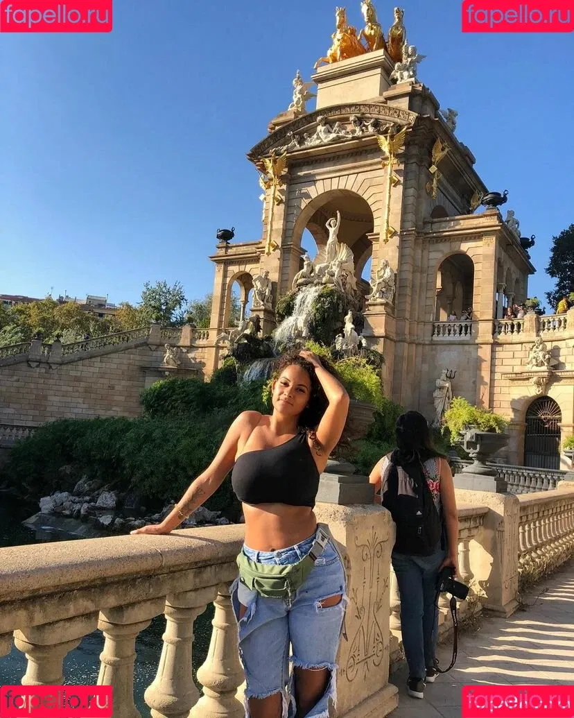 Nicole A Foster Onlyfans Photo Gallery 