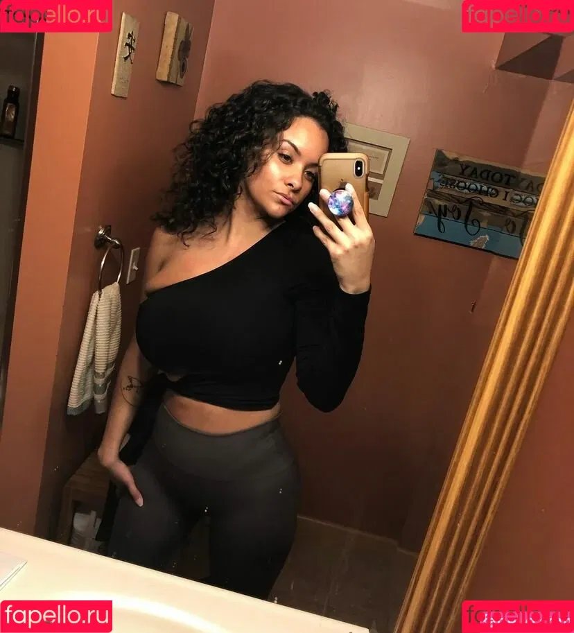 Nicole A Foster Onlyfans Photo Gallery 