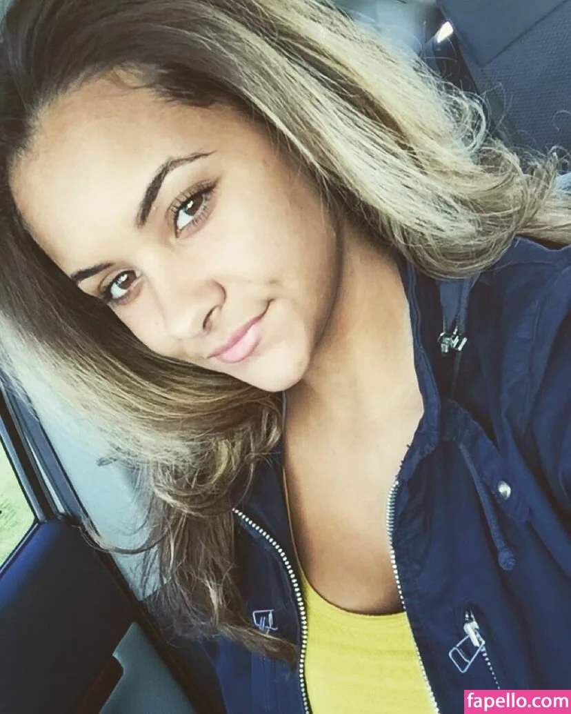 Nicole A Foster Onlyfans Photo Gallery 