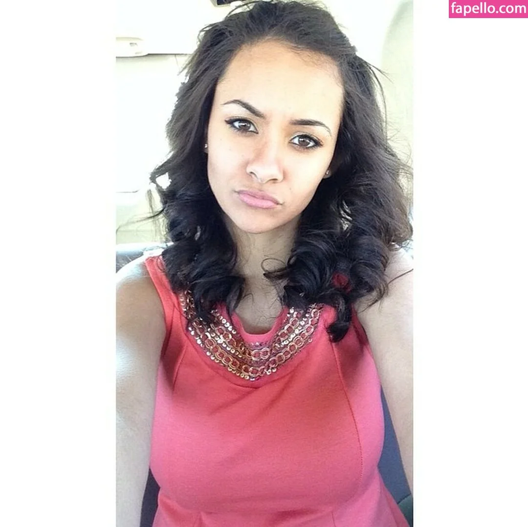 Nicole A Foster Onlyfans Photo Gallery 