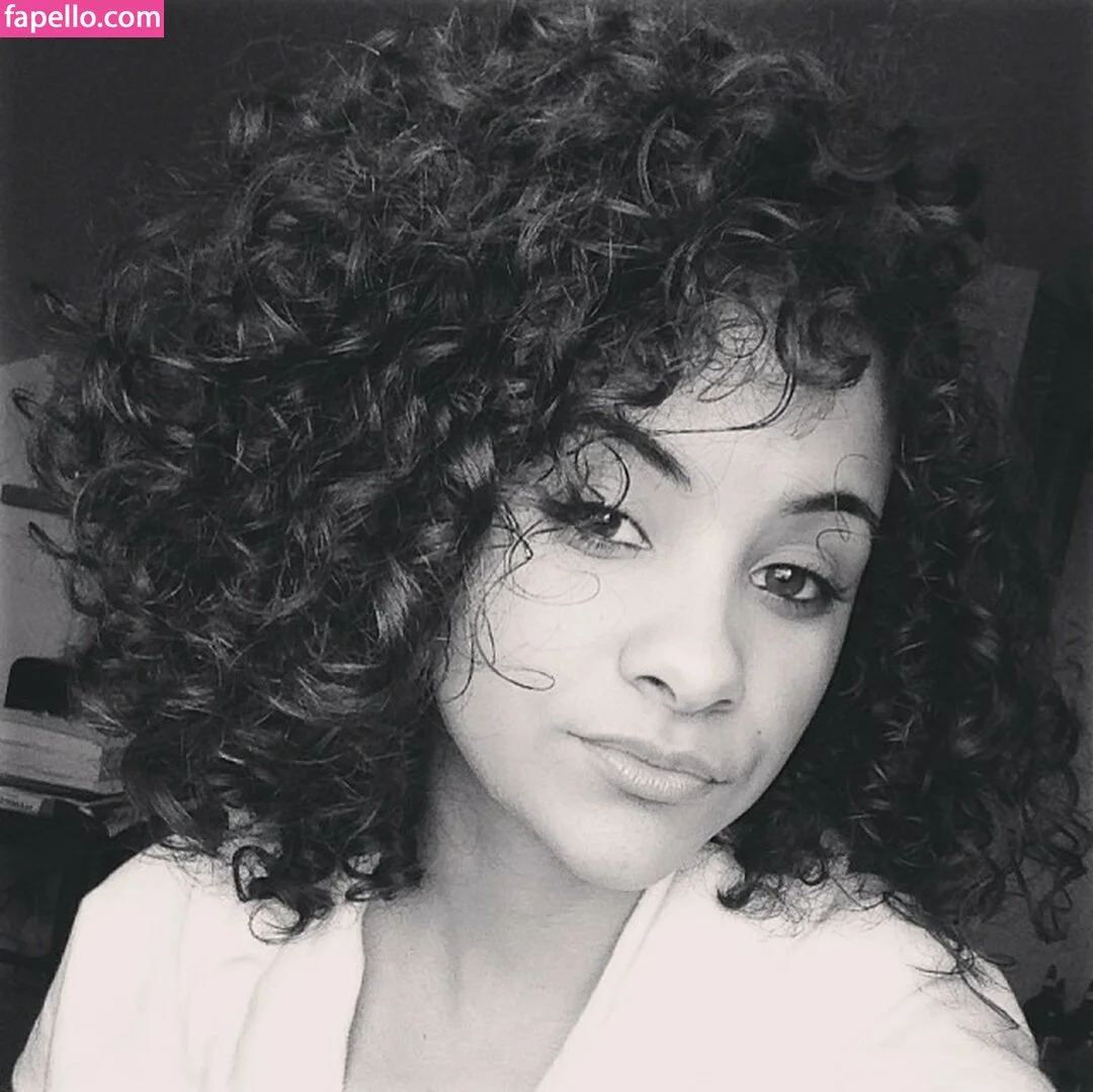 Nicole A Foster Onlyfans Photo Gallery 