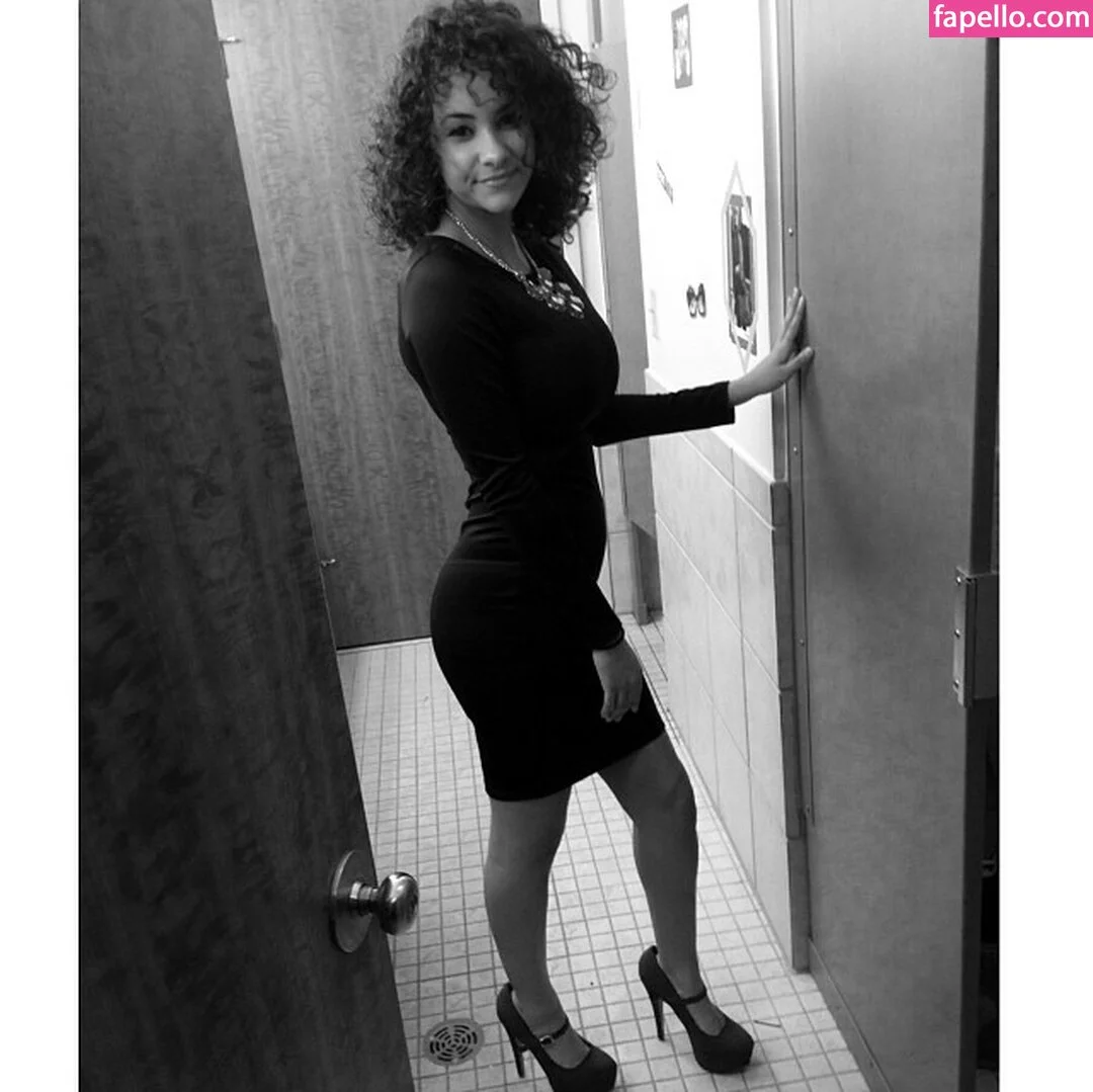 Nicole A Foster Onlyfans Photo Gallery 