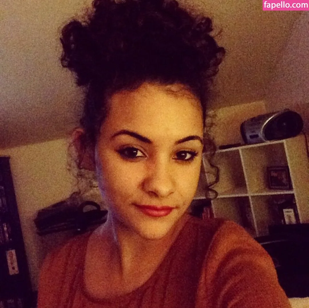 Nicole A Foster Onlyfans Photo Gallery 