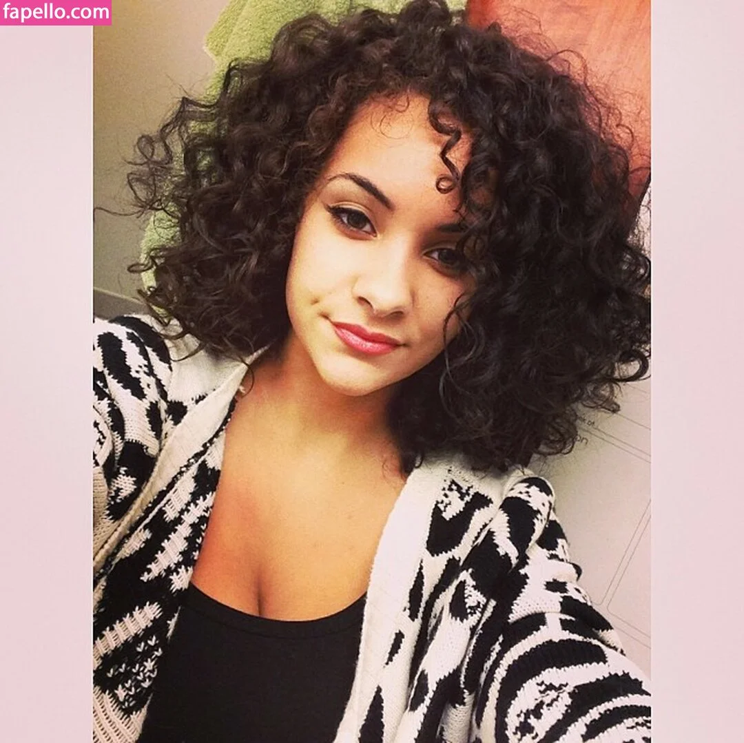 Nicole A Foster Onlyfans Photo Gallery 