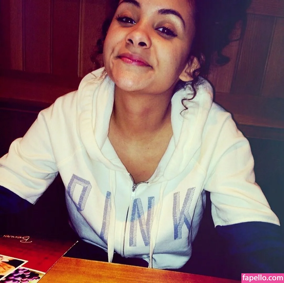 Nicole A Foster Onlyfans Photo Gallery 