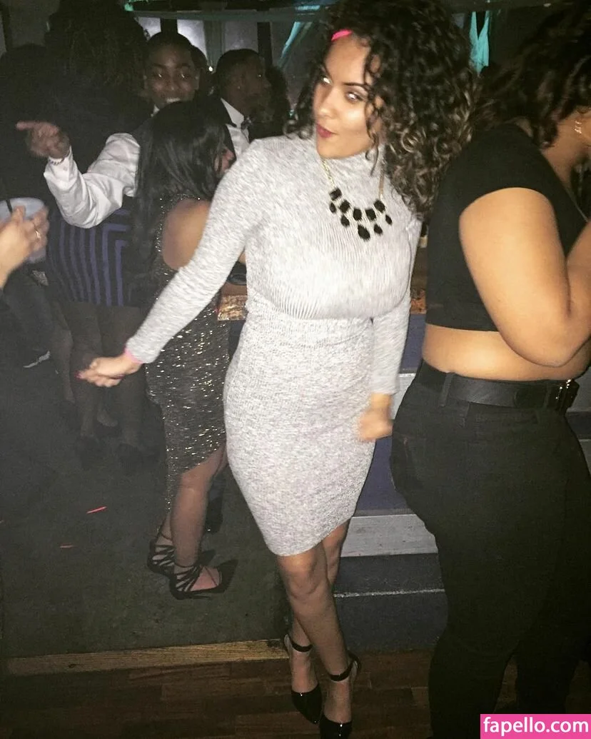 Nicole A Foster Onlyfans Photo Gallery 