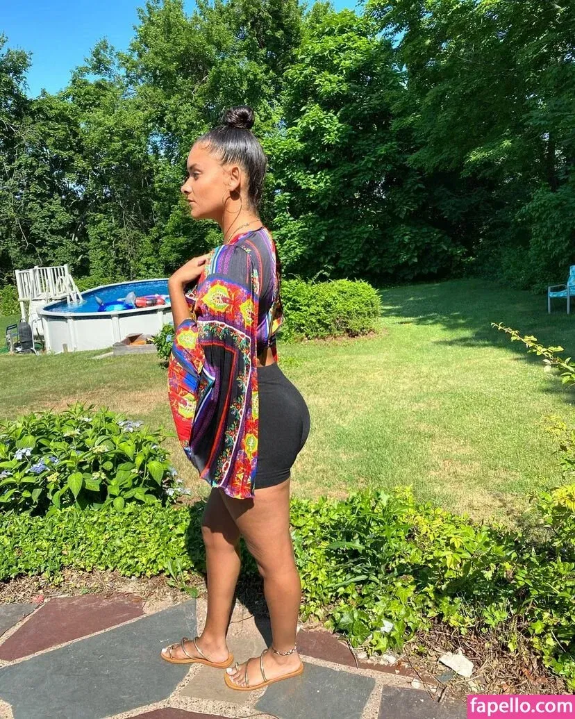 Nicole A Foster Onlyfans Photo Gallery 