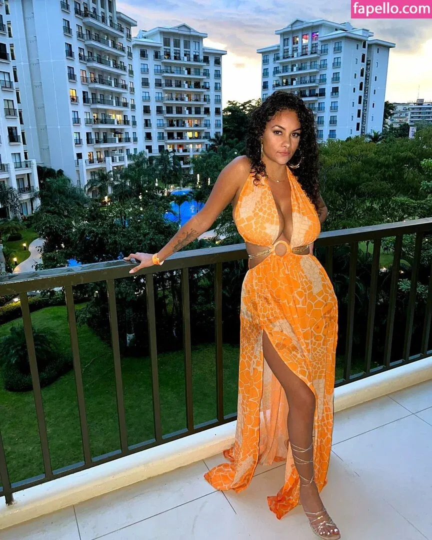 Nicole A Foster Onlyfans Photo Gallery 