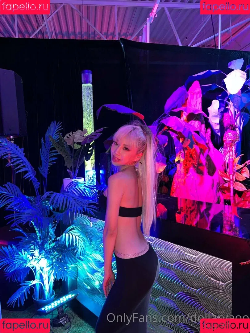 dollaryaoo Onlyfans Photo Gallery 