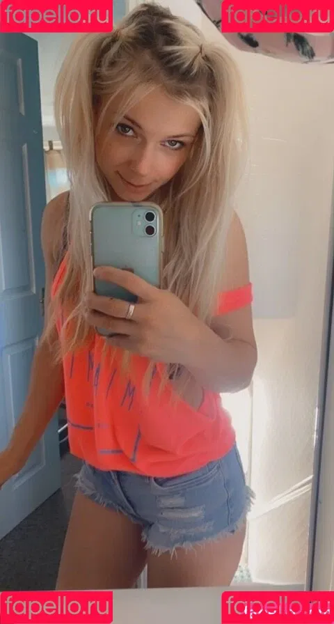 SmileyDani Onlyfans Photo Gallery 
