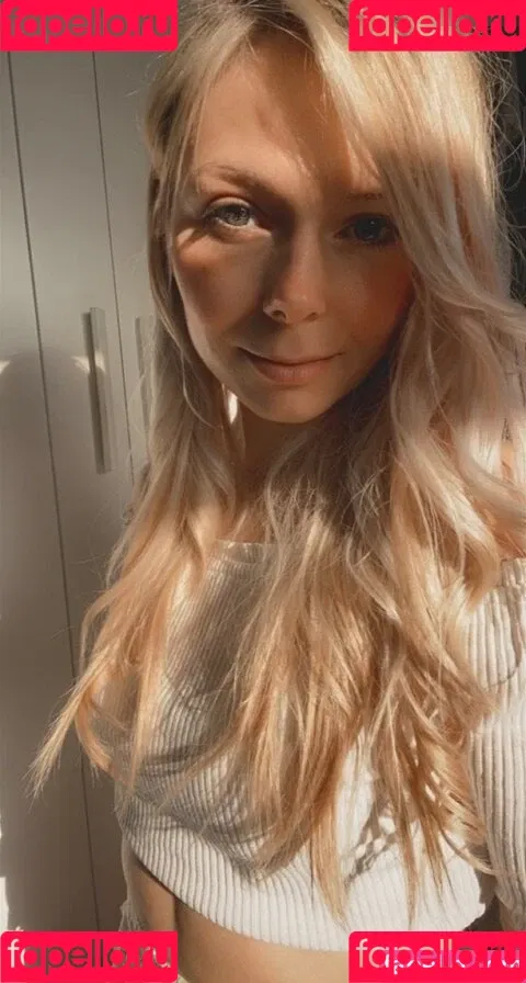 SmileyDani Onlyfans Photo Gallery 