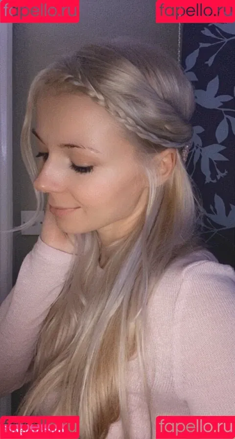 SmileyDani Onlyfans Photo Gallery 