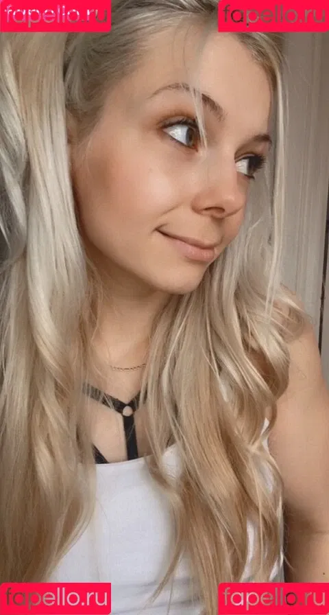 SmileyDani Onlyfans Photo Gallery 