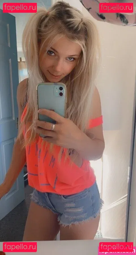 SmileyDani Onlyfans Photo Gallery 