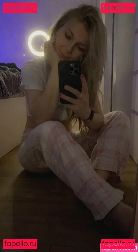 SmileyDani Onlyfans Photo Gallery 