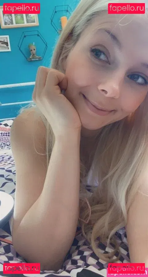 SmileyDani Onlyfans Photo Gallery 