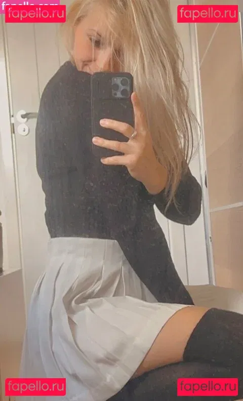 SmileyDani Onlyfans Photo Gallery 