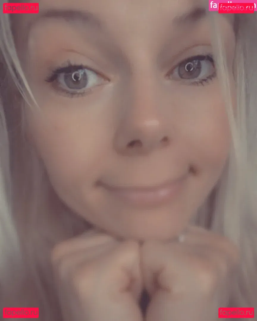 SmileyDani Onlyfans Photo Gallery 