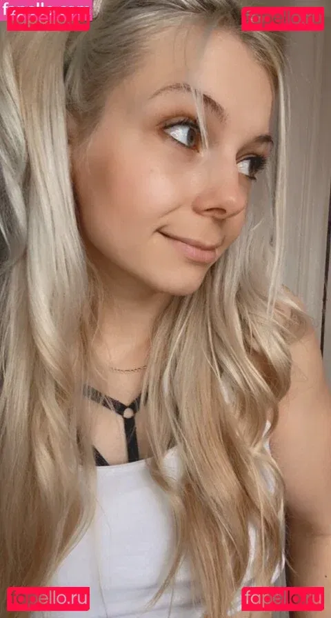 SmileyDani Onlyfans Photo Gallery 