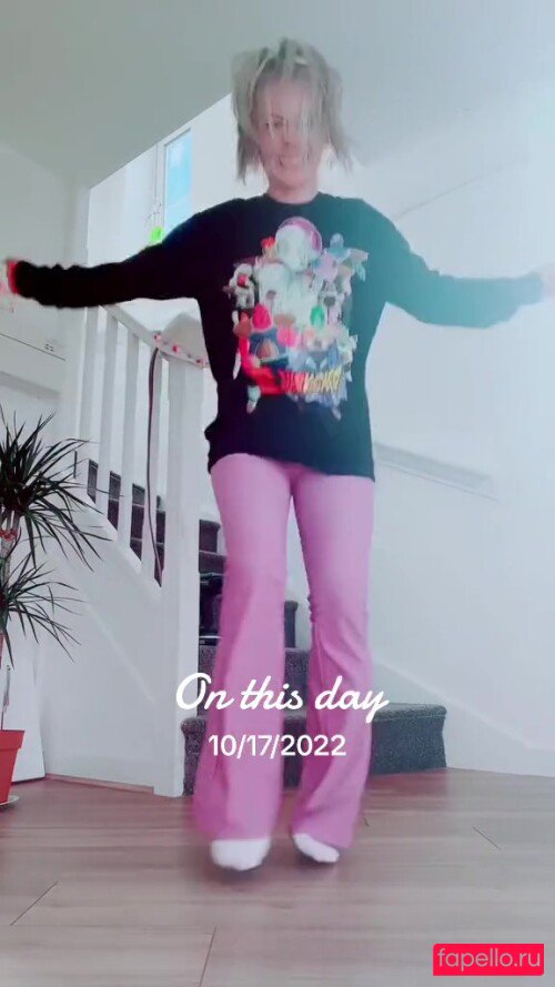 SmileyDani Nude Onlyfans Photo 37