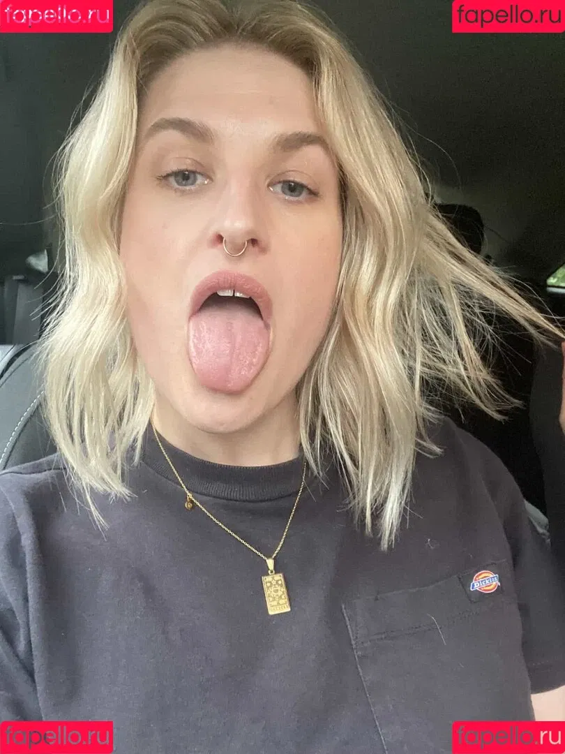 Riley Beth Onlyfans Photo Gallery 
