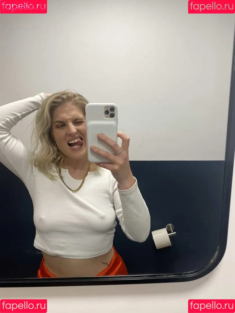Riley Beth Onlyfans Photo Gallery 