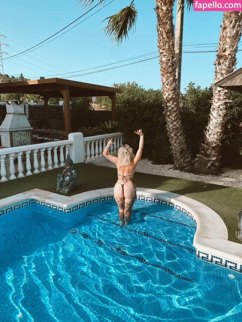 Riley Beth Onlyfans Photo Gallery 