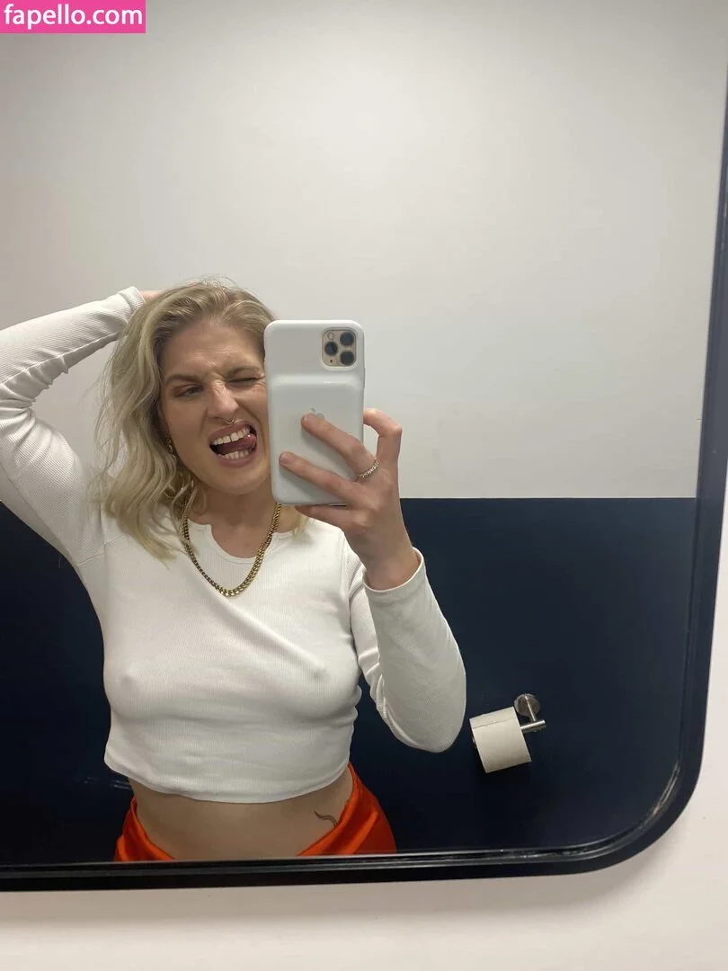 Riley Beth Onlyfans Photo Gallery 