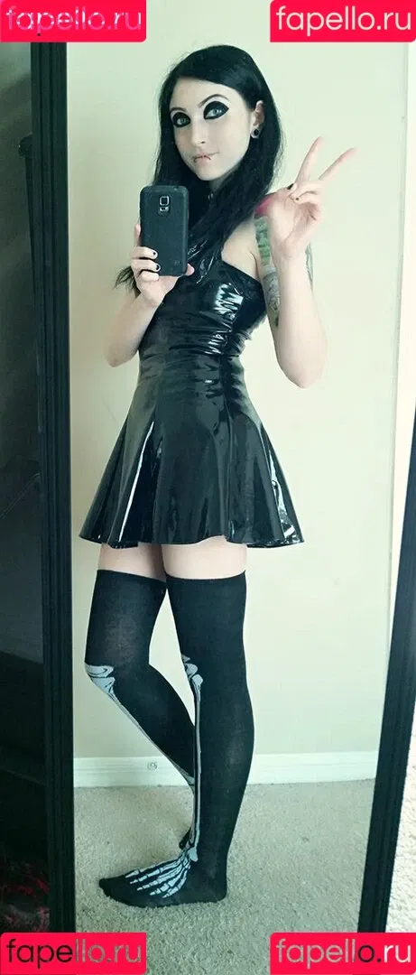 Frozensorrow604 Onlyfans Photo Gallery 
