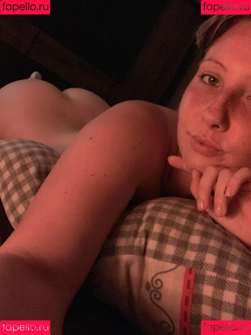 CaroCream Onlyfans Photo Gallery 