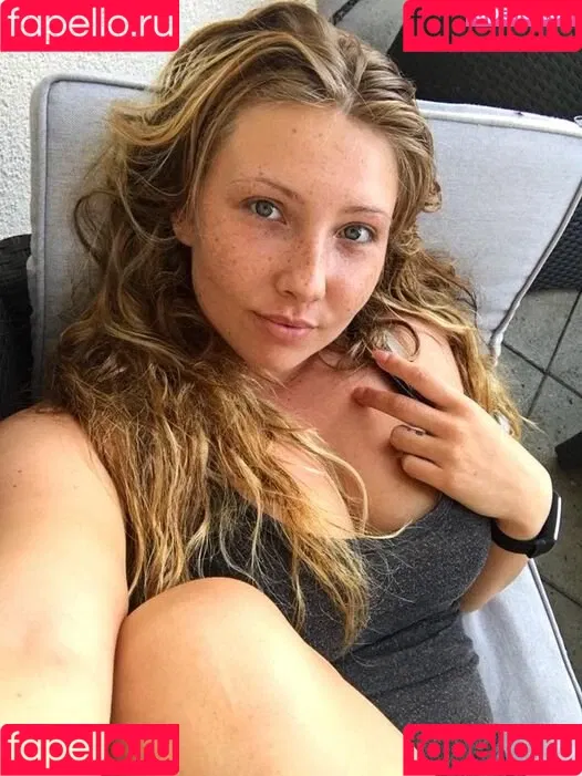 CaroCream Onlyfans Photo Gallery 