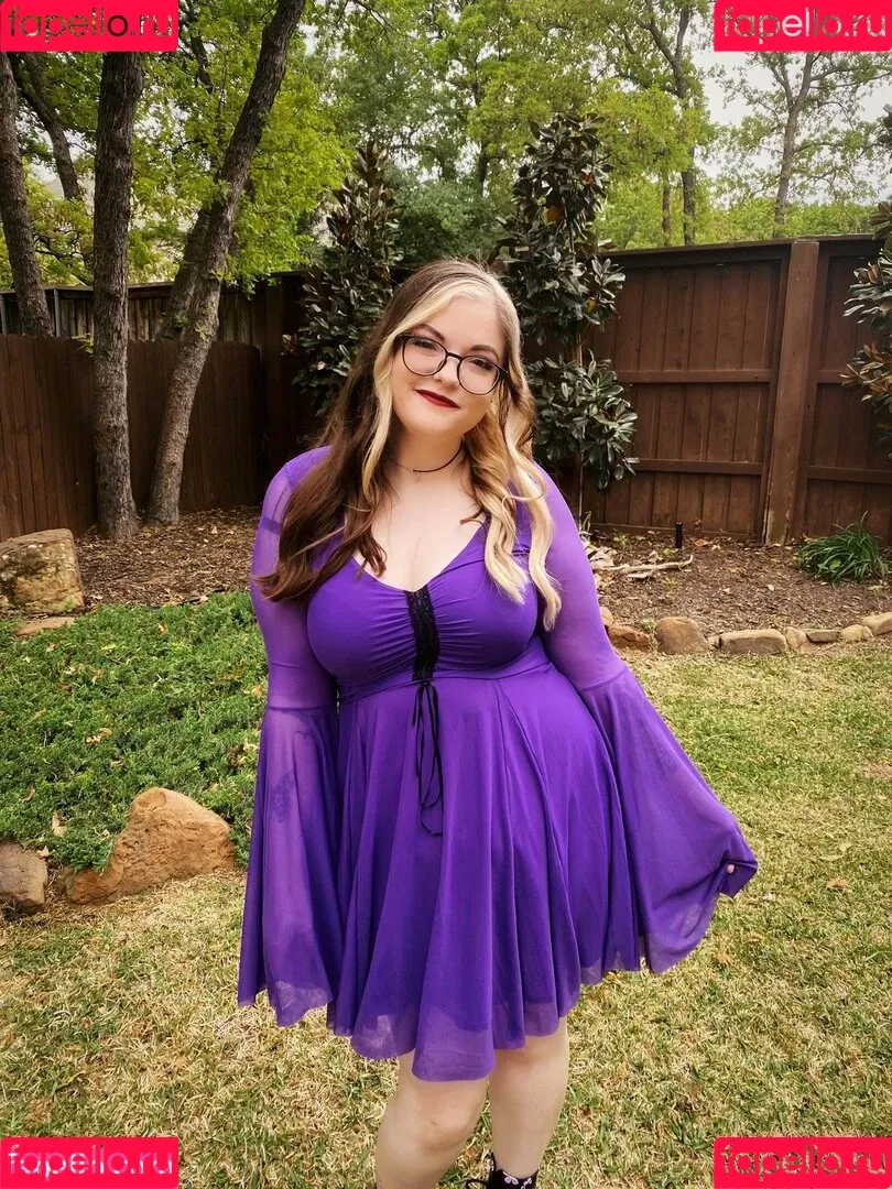 Meg Kaylee Onlyfans Photo Gallery 